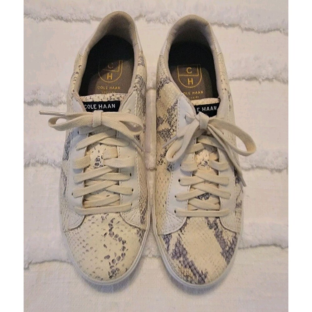 COLE HAAN Sneakers Size 8B Grandpro Tennis Shoes Snakeskin Lace Up White & Gray